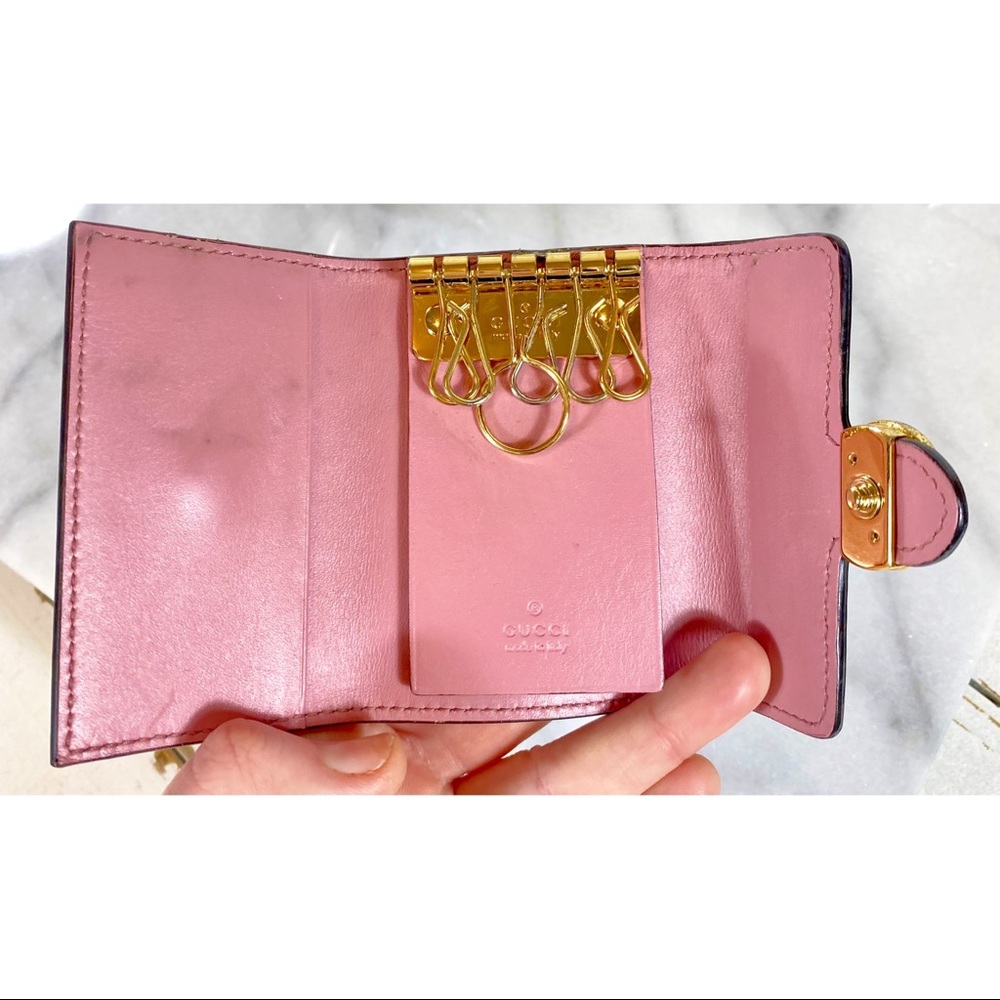 Gucci Guccissima Icon Signature 6 Key Holder - Picture 9 of 11